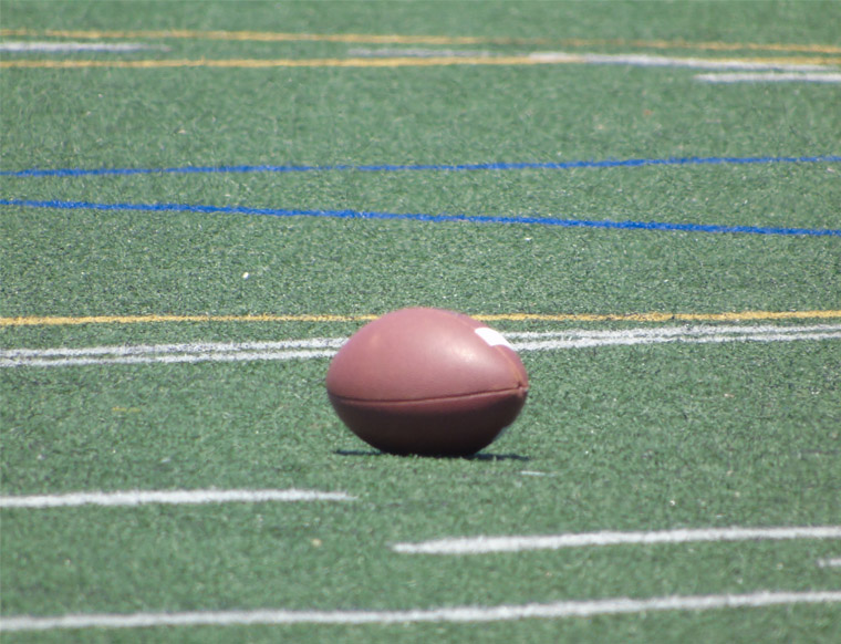 football sur terrain synthétique