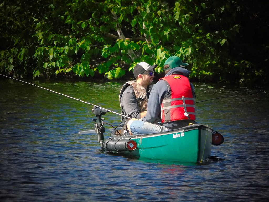 pêche en canot
