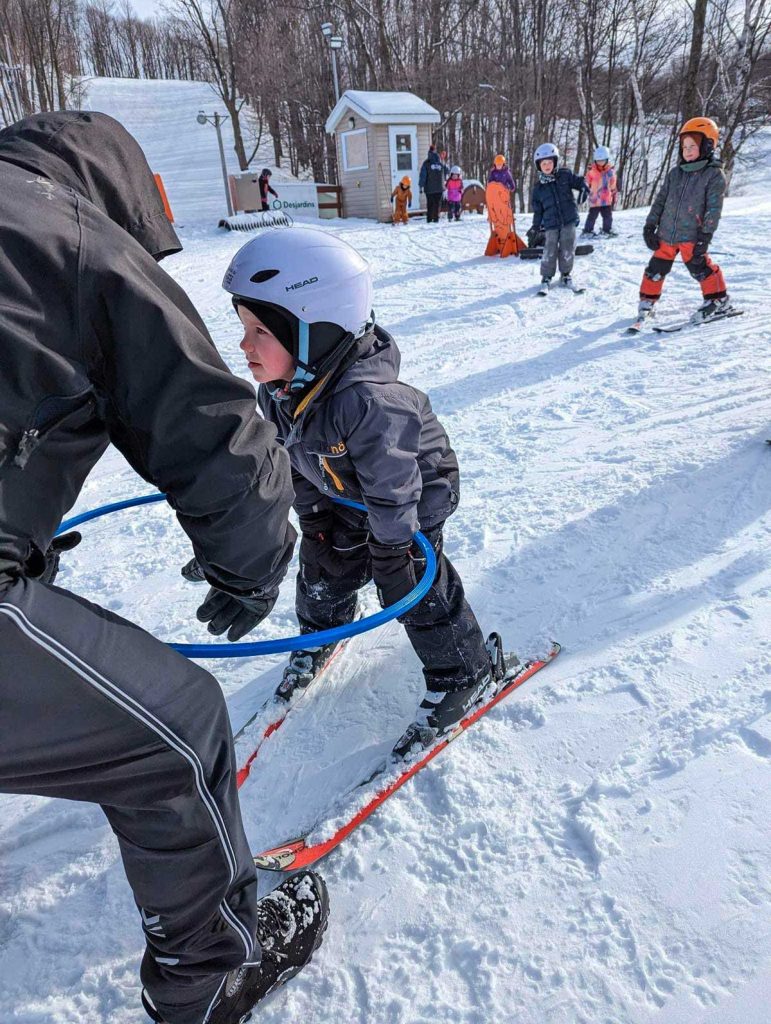 Journée de ski à Lévis pour les enfants de la maternelle de l'école primaire La Francolière
