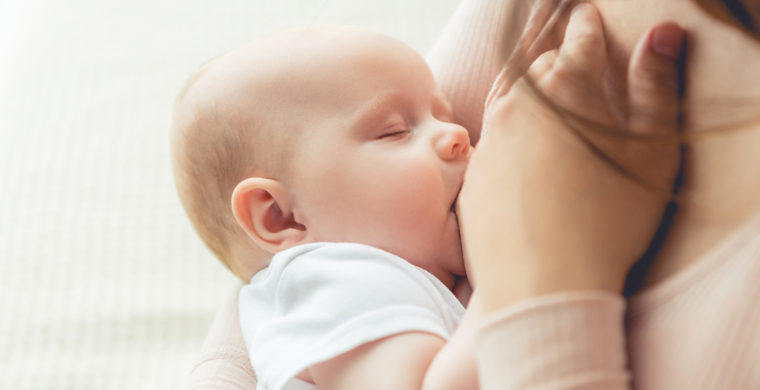 Plus de bébés allaités aujourd'hui qu'il y a 25 ans